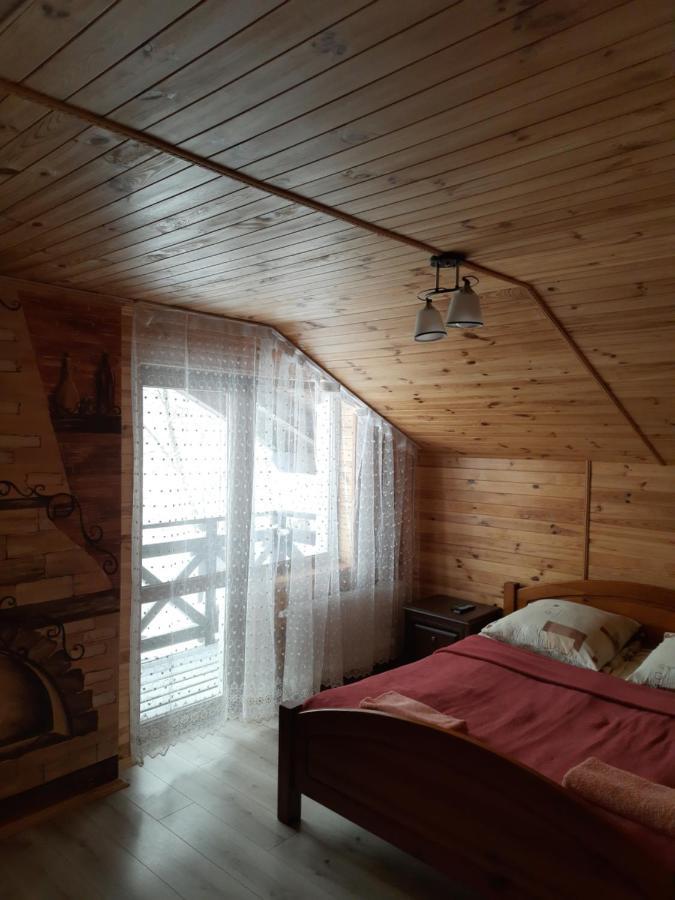 Guest House Stari Druzy Slavske Ngoại thất bức ảnh