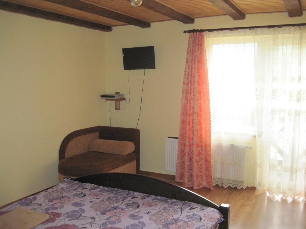 Guest House Stari Druzy Slavske Phòng bức ảnh